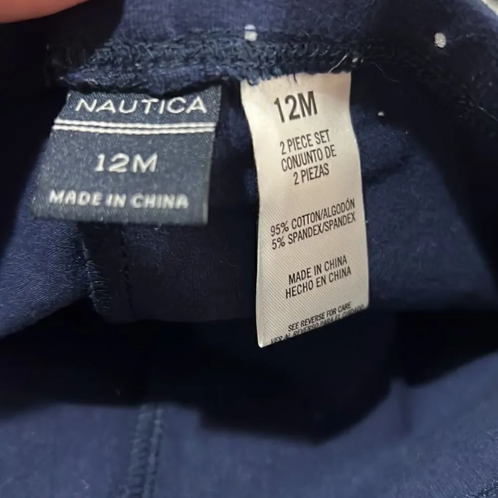 Nautica cream and Navy 2-piece set. Brand New!
